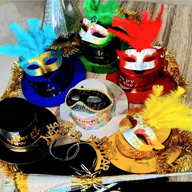 New Year Mask & Hats